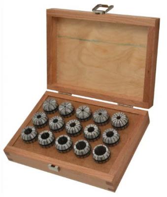 ER25 Set of collets in a wooden box
